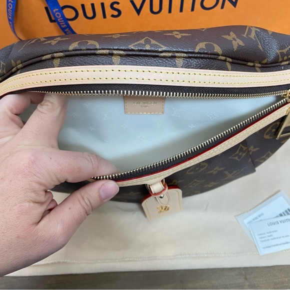 Louis Vuitton High Rise Bumbag - Picture 7 of 13